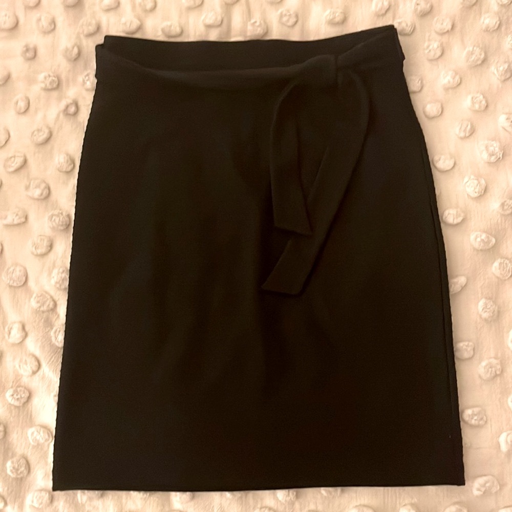 LOFT Black Pencil Skirt